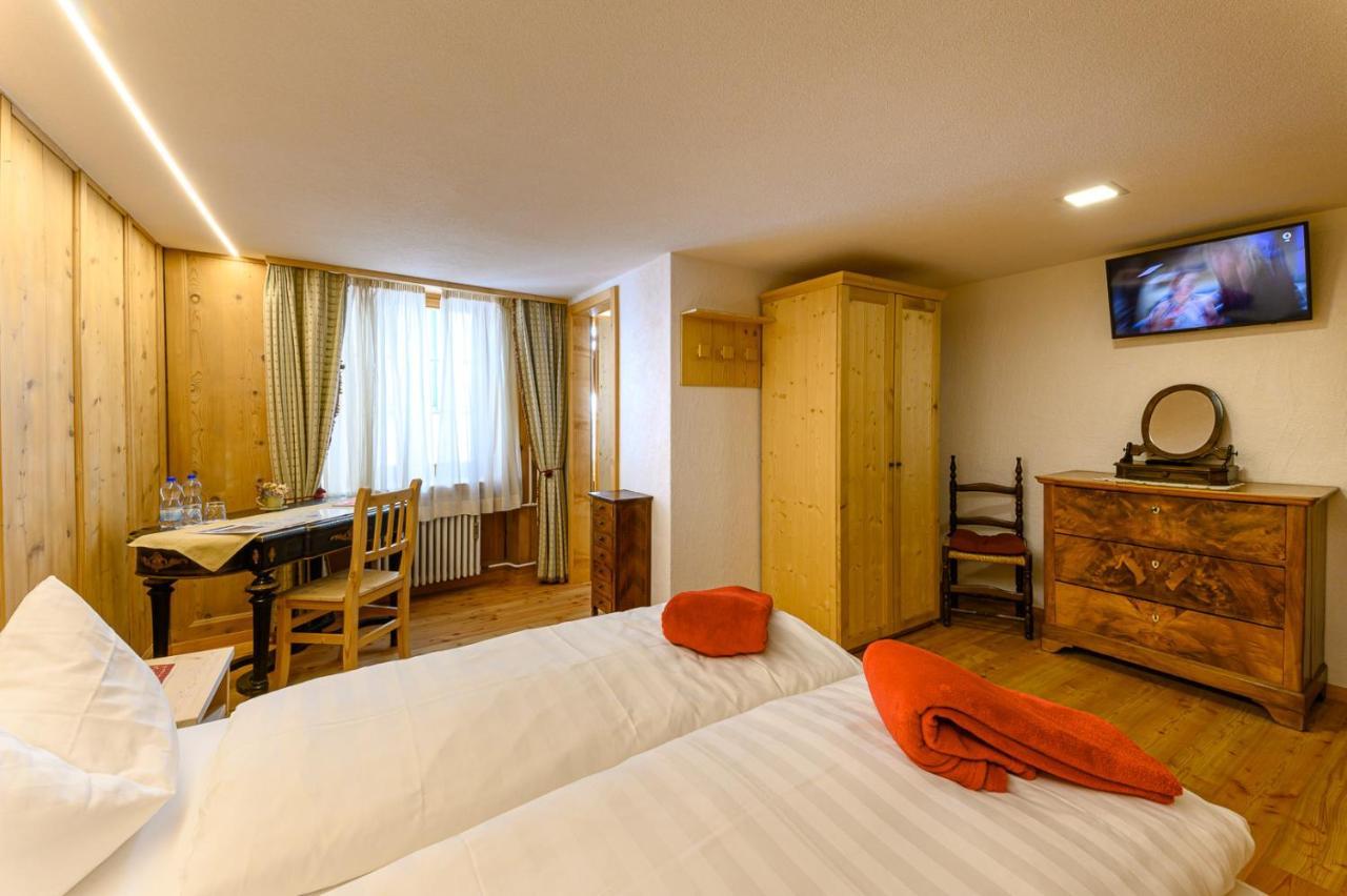 Hotel Centrale, Typically Swiss Poschiavo Dış mekan fotoğraf