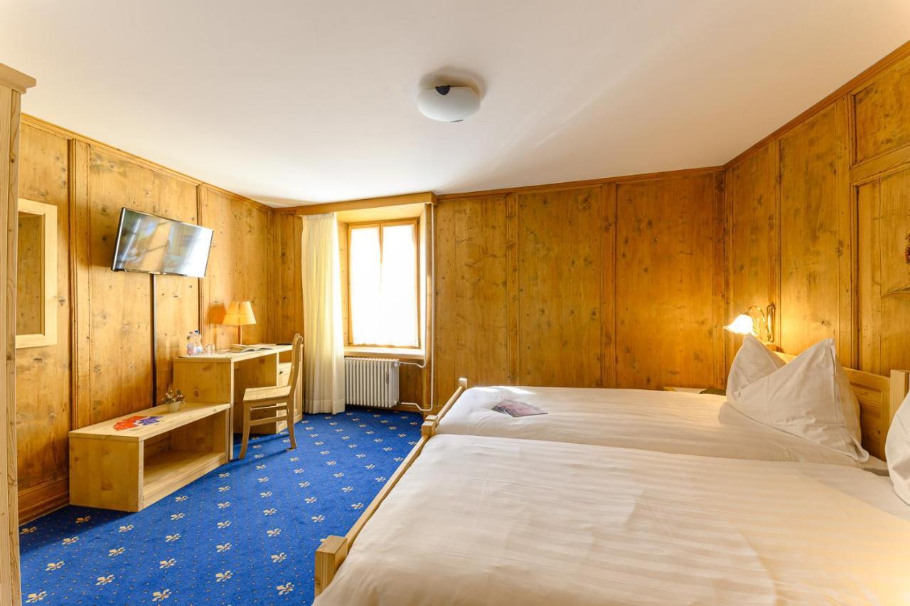 Hotel Centrale, Typically Swiss Poschiavo Dış mekan fotoğraf