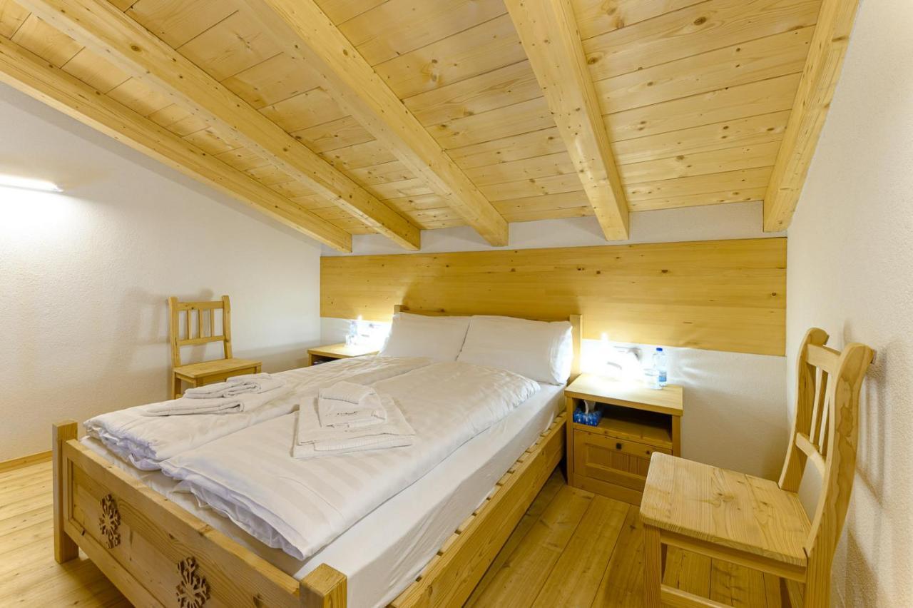 Hotel Centrale, Typically Swiss Poschiavo Dış mekan fotoğraf