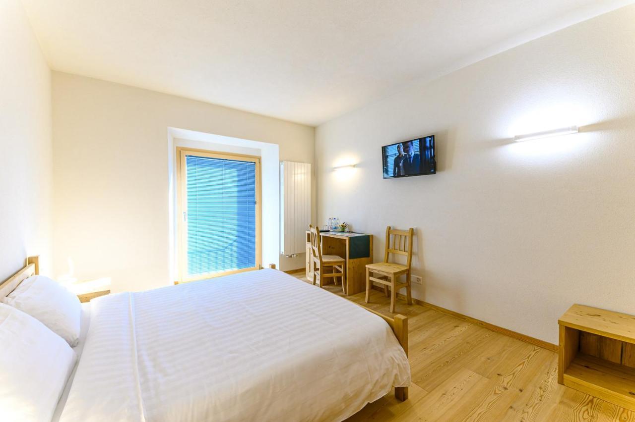 Hotel Centrale, Typically Swiss Poschiavo Dış mekan fotoğraf