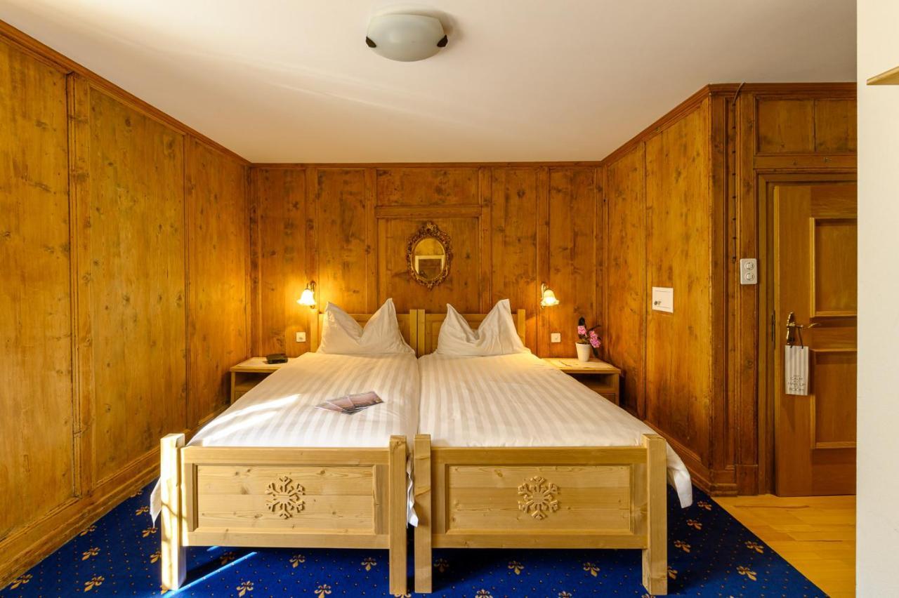 Hotel Centrale, Typically Swiss Poschiavo Dış mekan fotoğraf