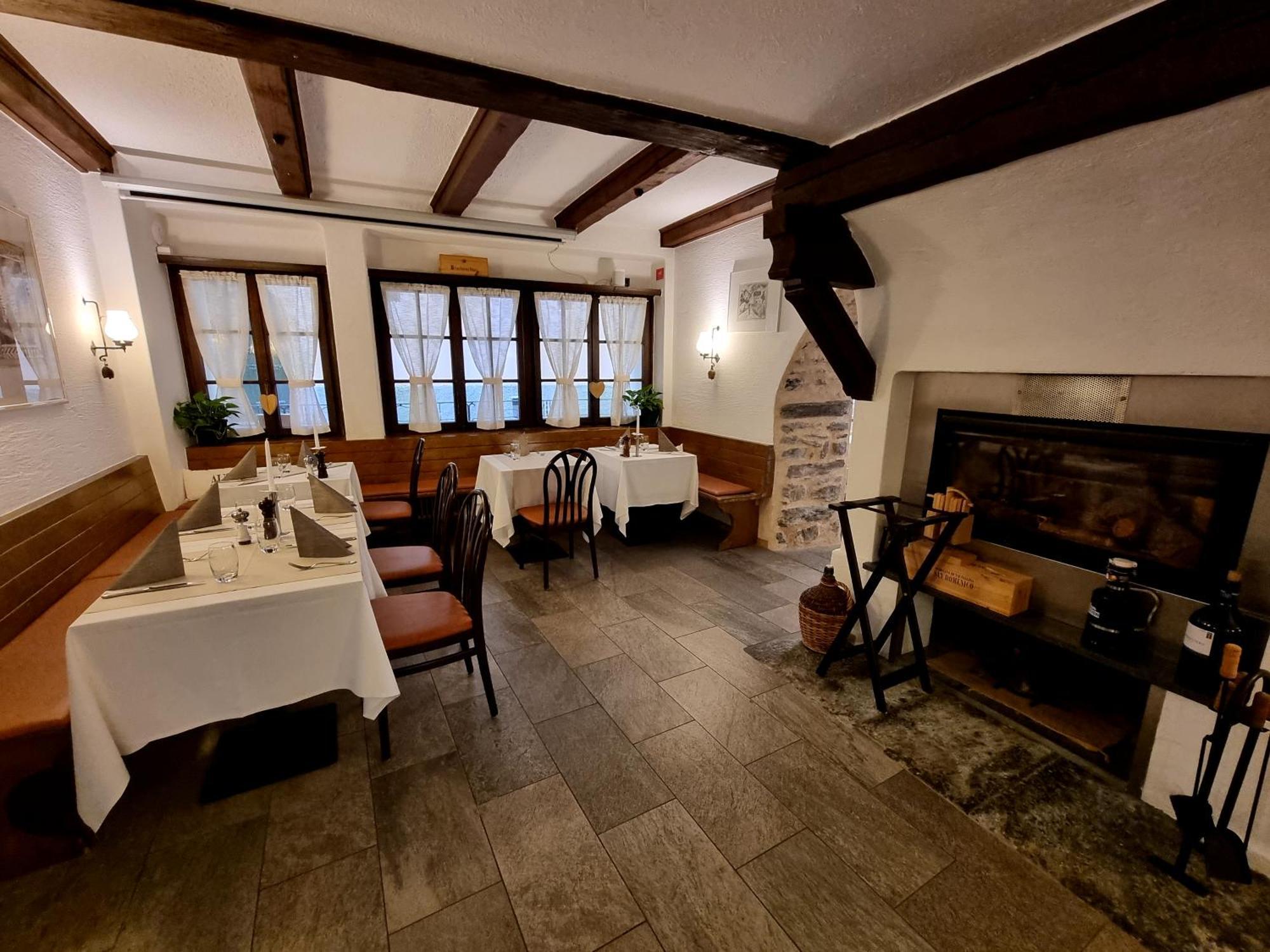 Hotel Centrale, Typically Swiss Poschiavo Dış mekan fotoğraf