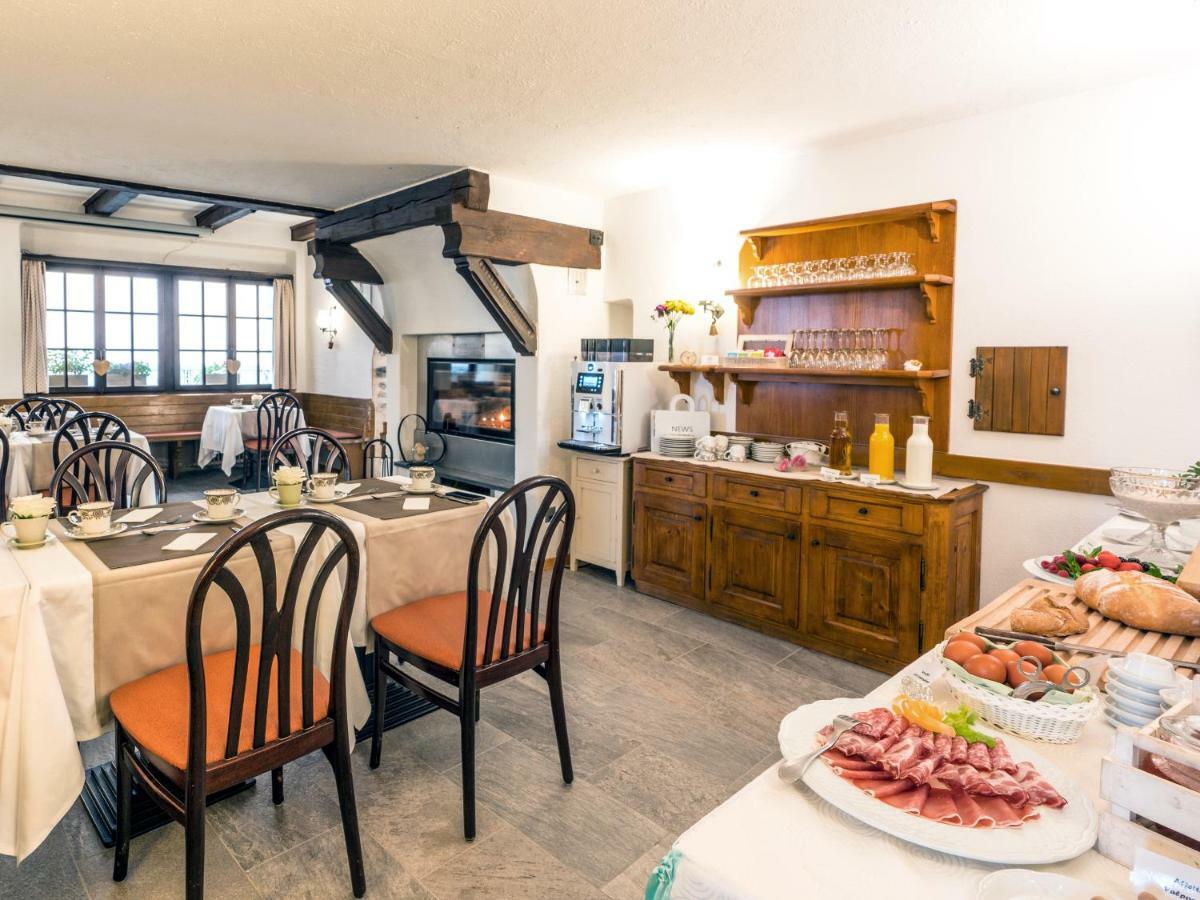 Hotel Centrale, Typically Swiss Poschiavo Dış mekan fotoğraf